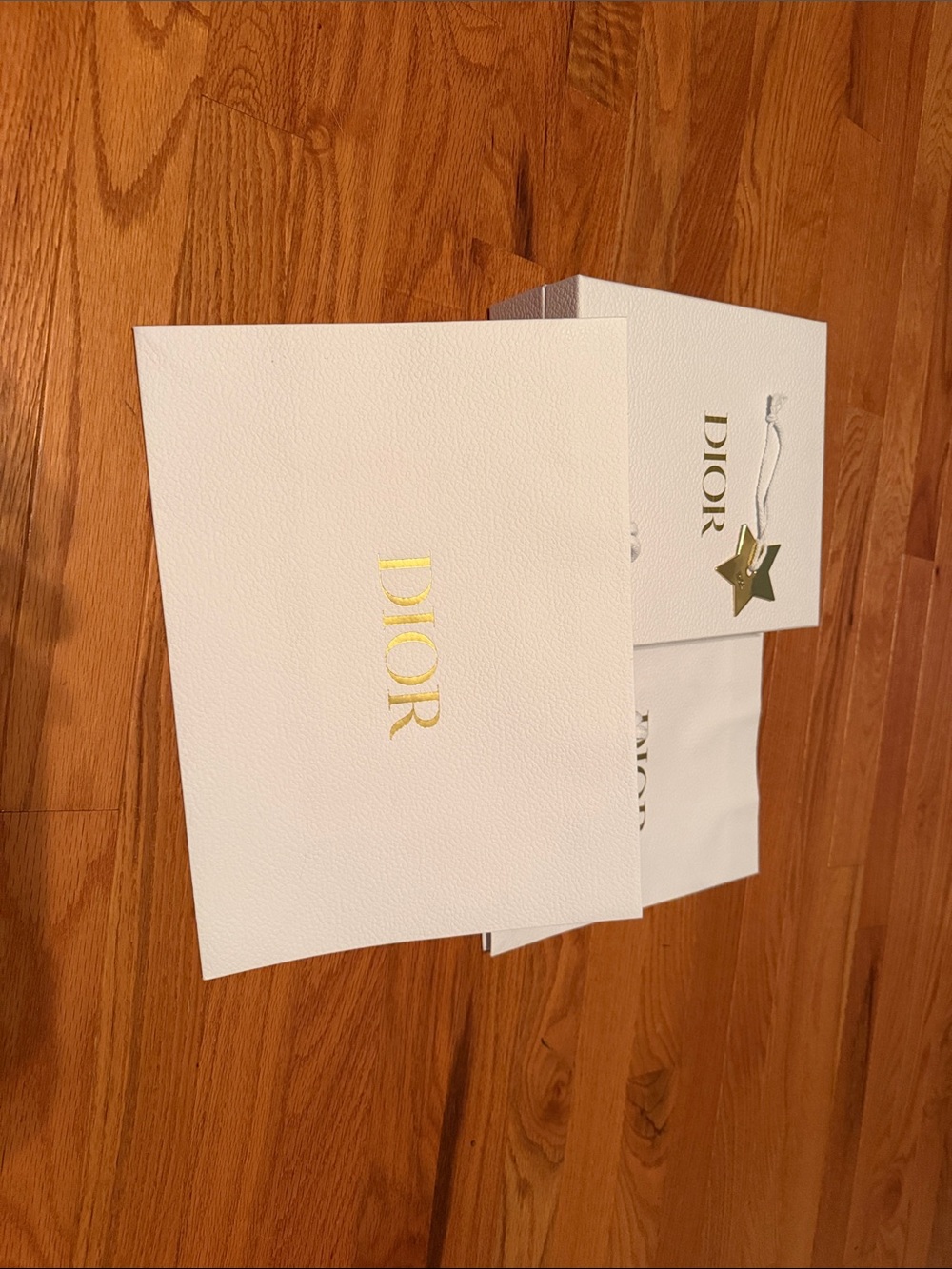 Dior White Box, star and gift box bonus Hermes and Chanel gift bags